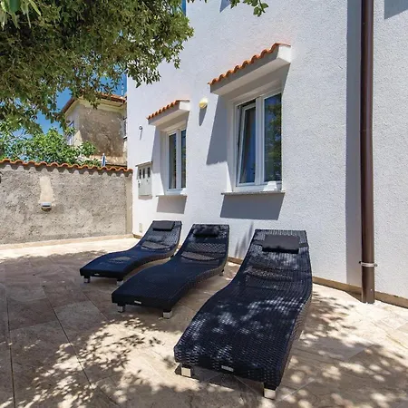 Pet Friendly In Supertarska Draga