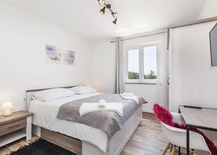 Pet Friendly In Supertarska Draga Hébergement de vacances *