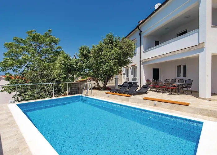 Pet Friendly In Supertarska Draga Supetarska Draga