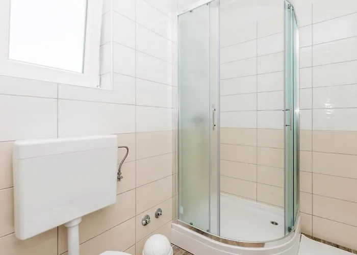 Pet Friendly In Supertarska Draga * Supetarska Draga