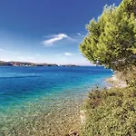 Luxurious In Supertarska Draga Ferienhaus