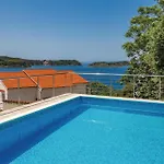 Luxurious In Supertarska Draga * Supetarska Draga