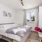 Ferienhaus Luxurious In Supertarska Draga