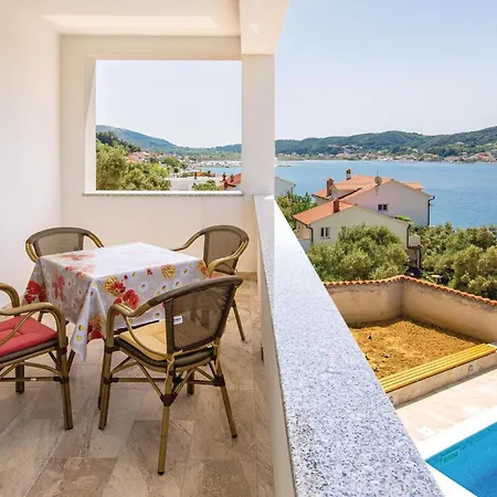 Luxurious In Supertarska Draga