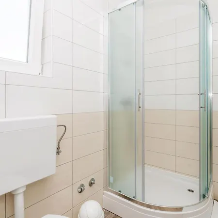 Pet Friendly In Supertarska Draga * Supetarska Draga