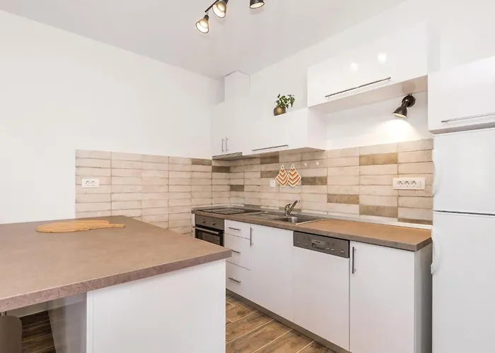 Pet Friendly In Supertarska Draga *