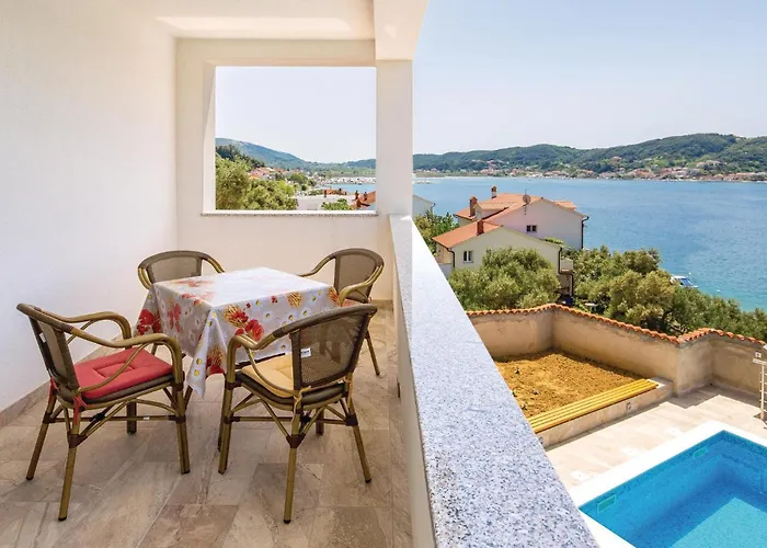 Pet Friendly In Supertarska Draga